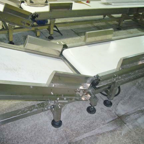 爬坡皮帶輸送機預防斷帶的方法都有哪些？